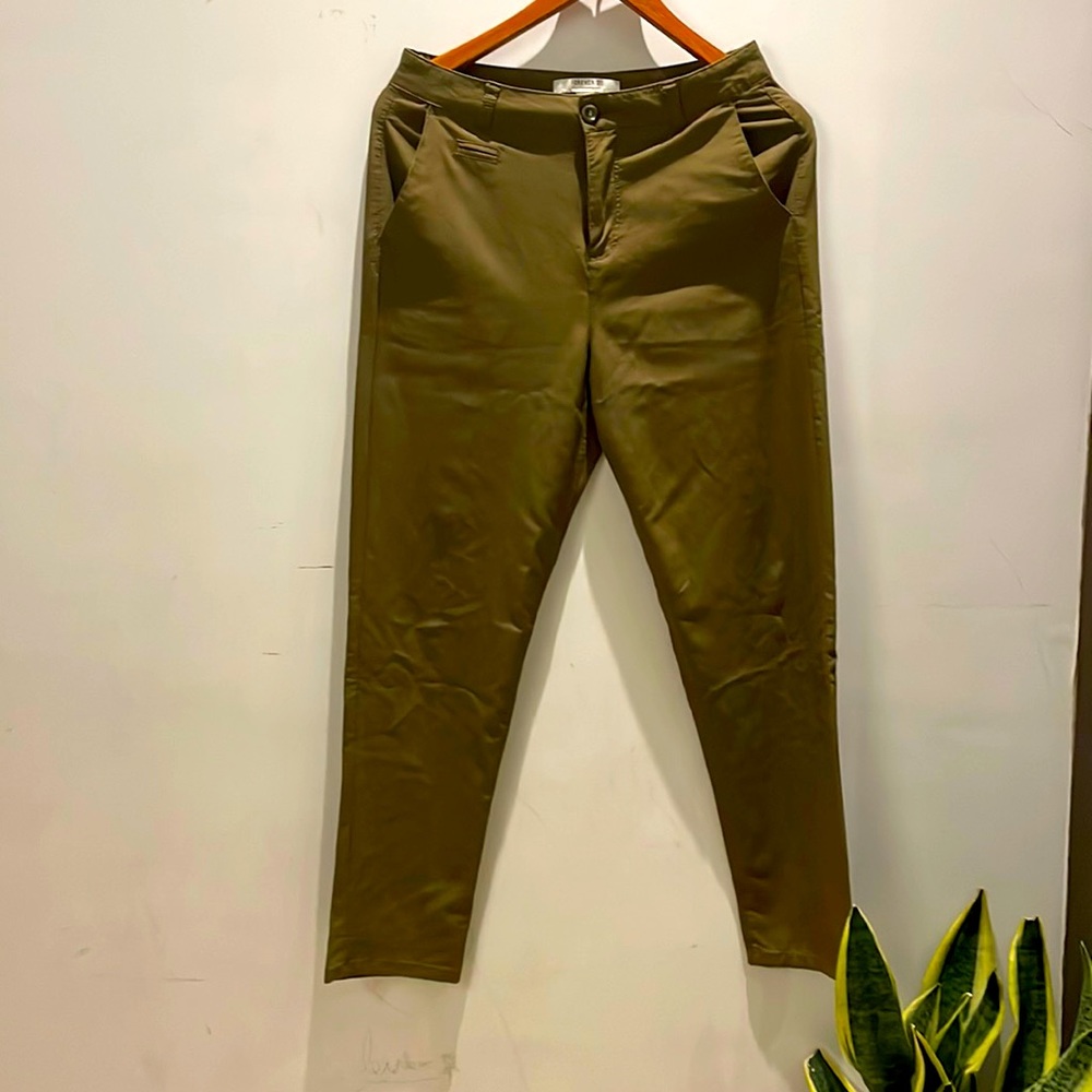Forever21 Contemporary Olive Trousers - Picture 1 of 4